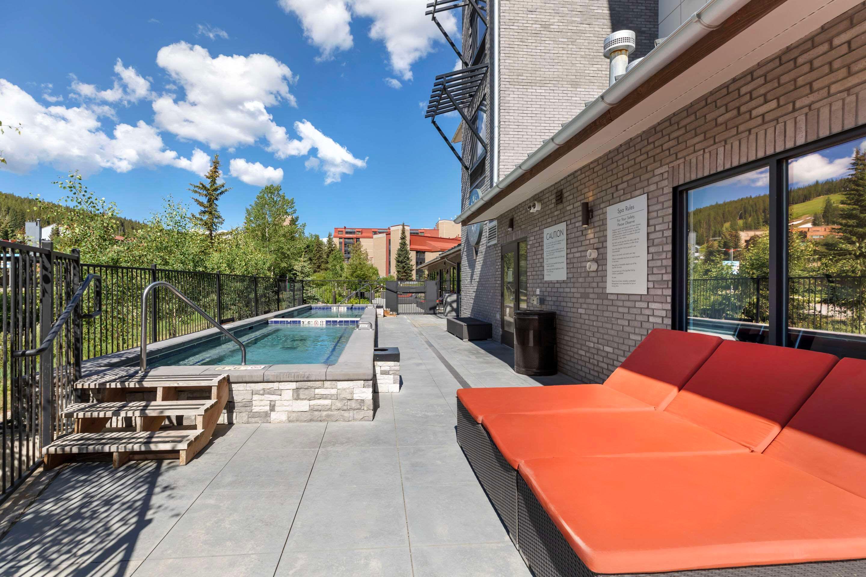 Cambria Hotel Copper Mountain - photo 2