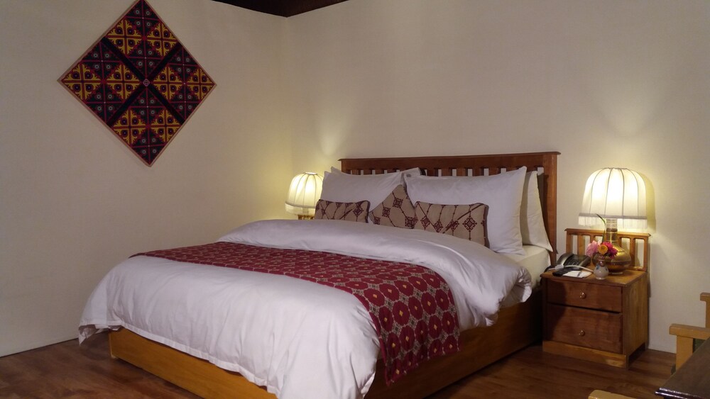 Hunza Serena Hotel — Gilgit — photo 4
