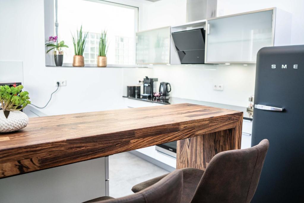 City Wohnung K2 Klimatisiert — 4-Star Luxury Hotel in Friedrichshafen, Germany