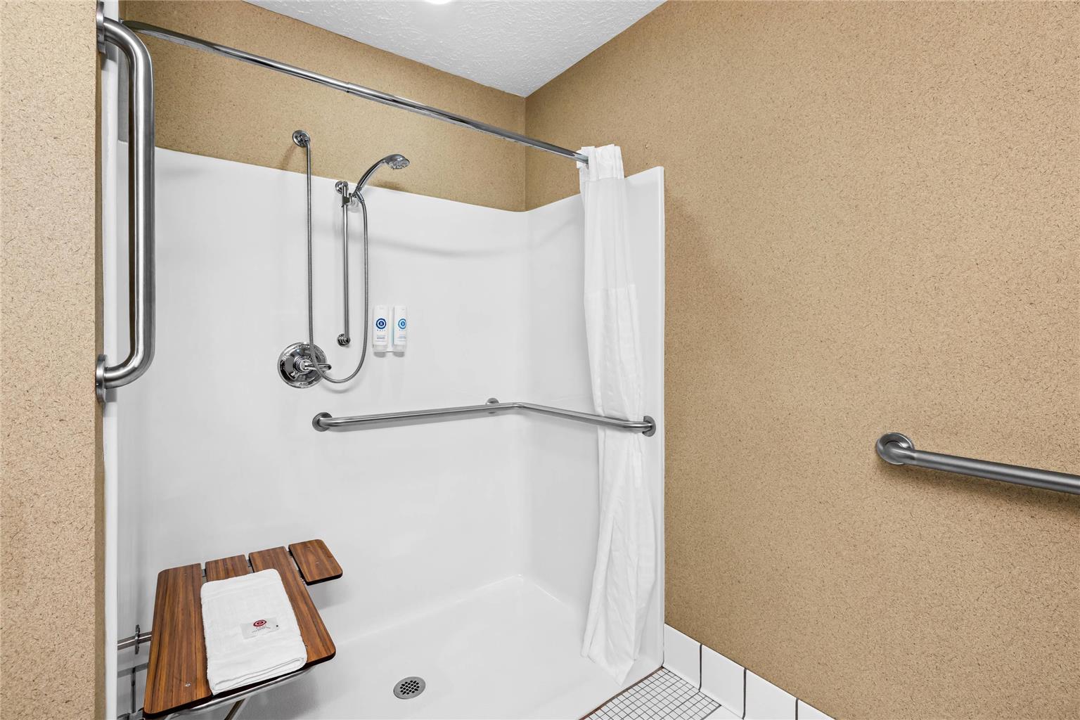 Comfort Inn Traverse City - photo 5