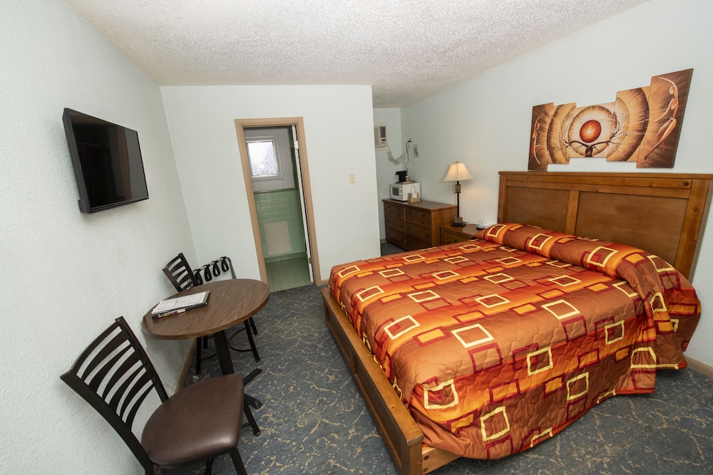Tower 64 Motel & RV - photo 21