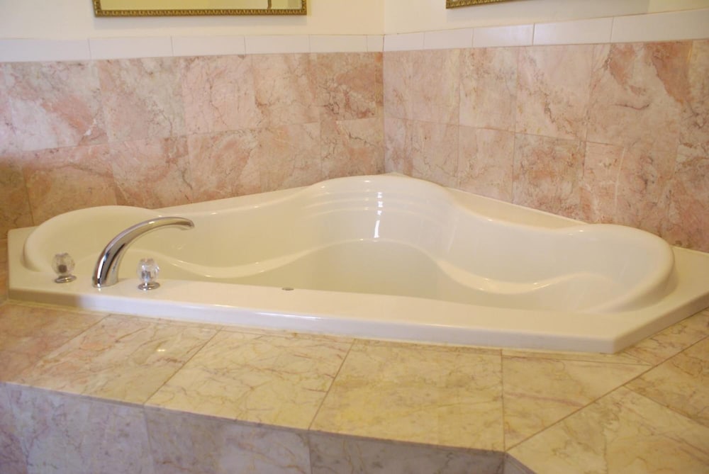 Raritan Hotel - photo 20