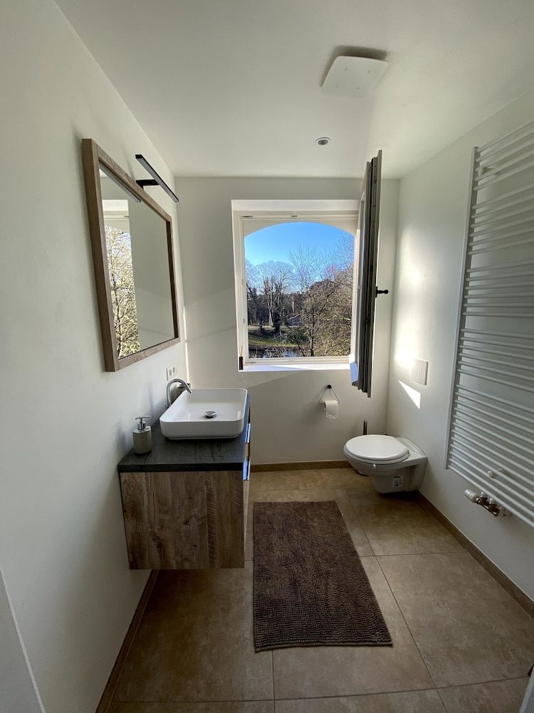 B&B De Hoogmolen — 4-Star Luxury Hotel in Brugge, Belgium