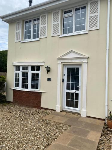 Manor Close in Braunton, United Kingdom