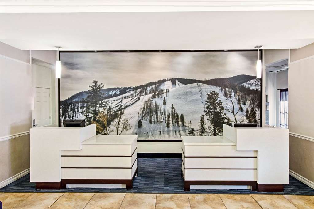 La Quinta Inn & Suites by Wyndham Ruidoso Downs - photo 8