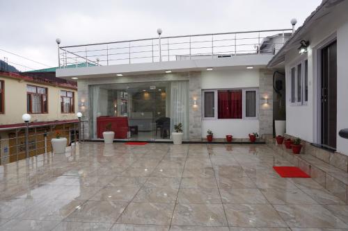 Ess & Bee Resorts — Dharamsala — photo 4