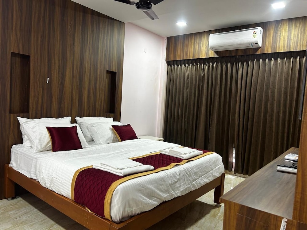 J V Residency in Salem, India