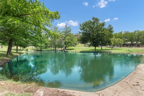 Lodge at Forse Mountain Ranch — 4-Star Luxury Hotel in Kerrville, United States