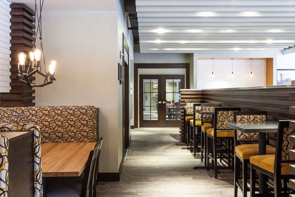 Holiday Inn Chicago North Evanston by IHG - photo 25