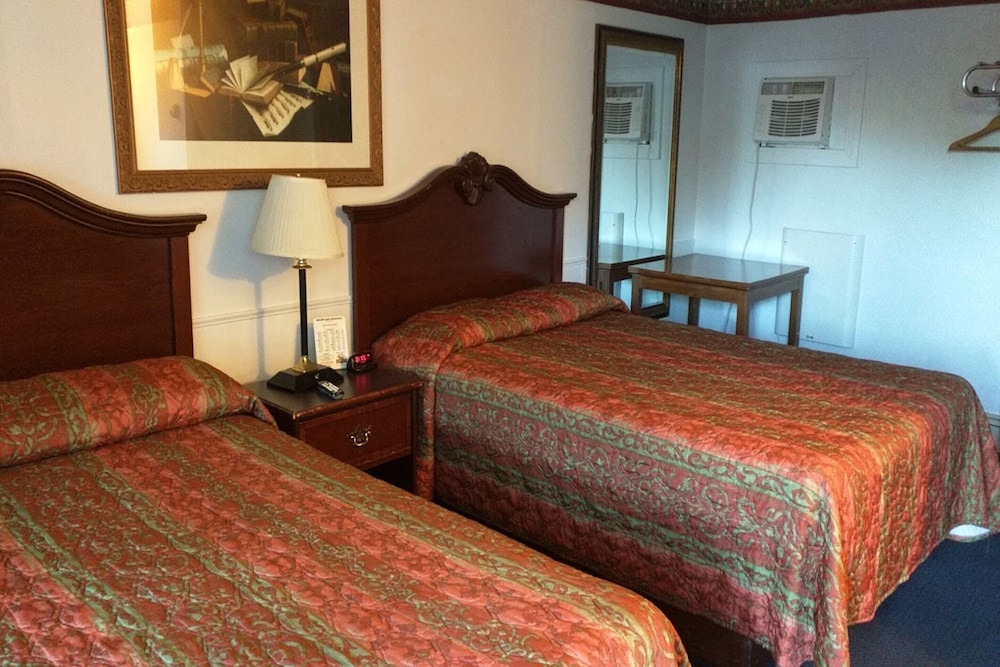 Colonial Inn Extended Stay By OYO New Ulm - photo 11