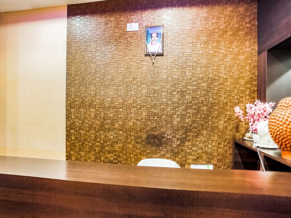 Oyo 45303 Jay Vijay Residency — Sundargarh