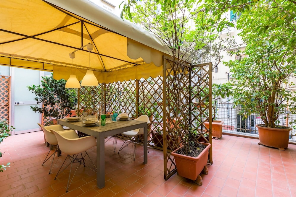 Riviera House Apartment Sea View group and family By HouseinNaples — 4-Star Luxury Hotel in Naples, Italy