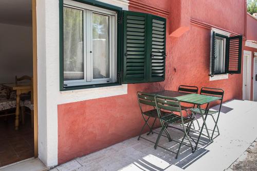 N255 Numana trilocale con aria condizionata — 4-Star Luxury Hotel in Numana, Italy