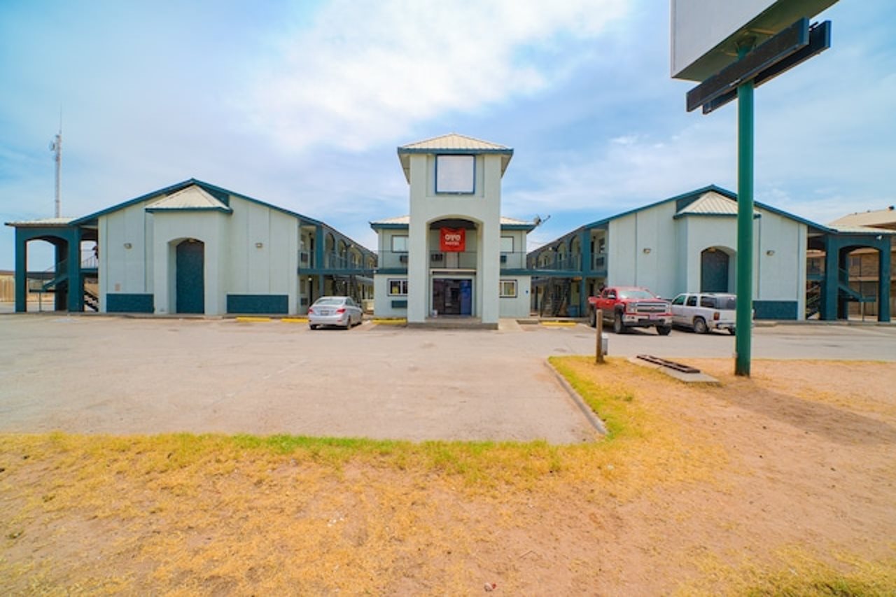 OYO Hotel Midland - photo 2