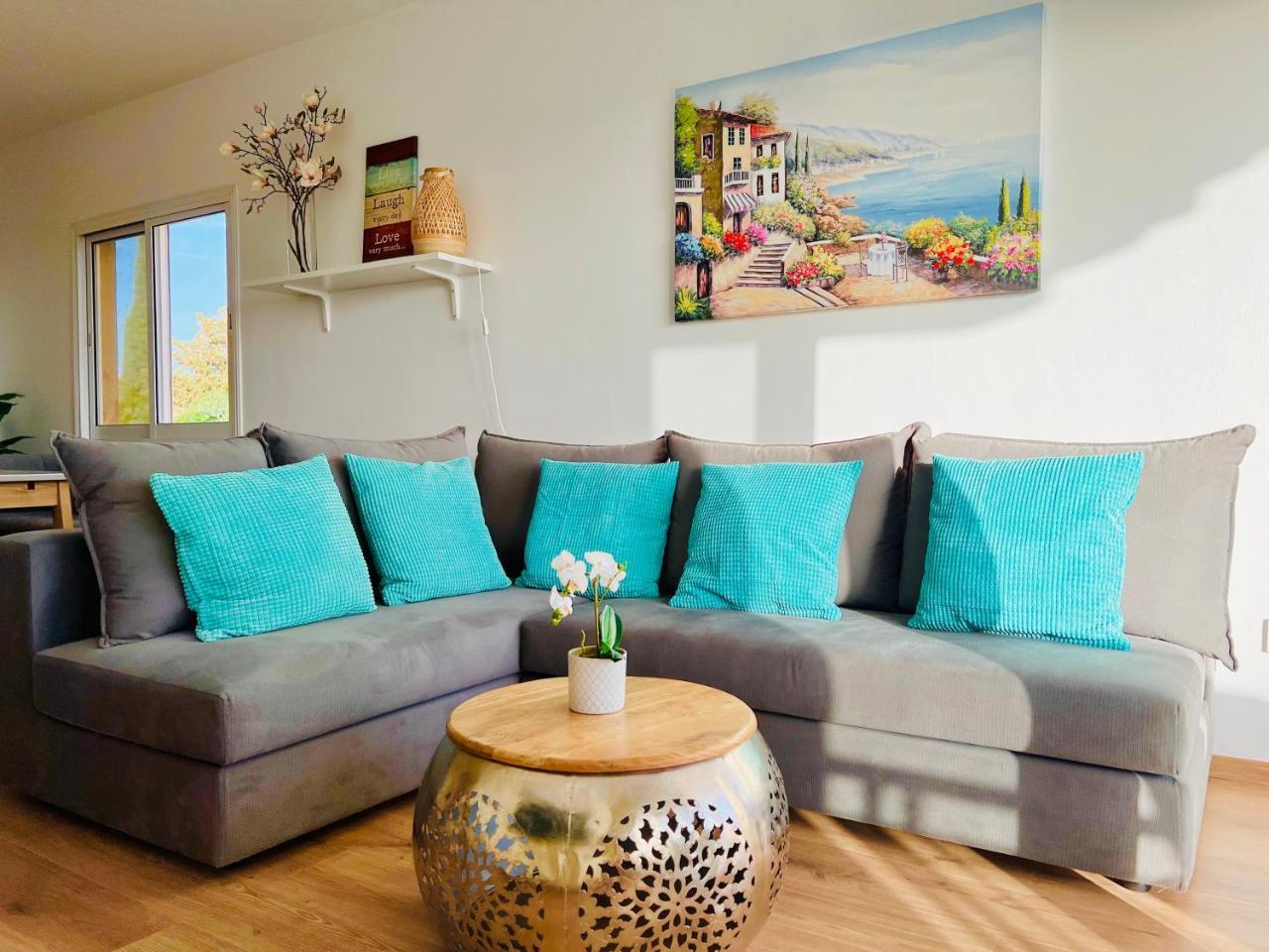 Ocean Sunset Apartment