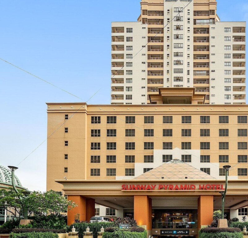 Luxury Resort Suites at Sunway Lagoon by Landmark in Petaling Jaya, Malaysia