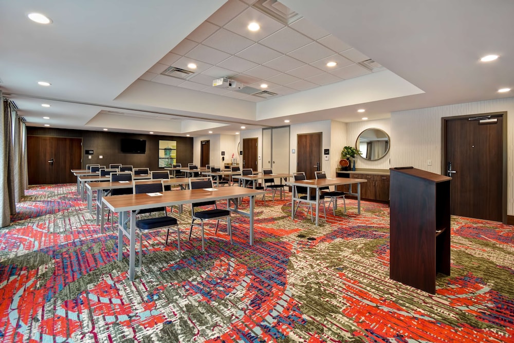 Hampton Inn Pleasant View TN - photo 46