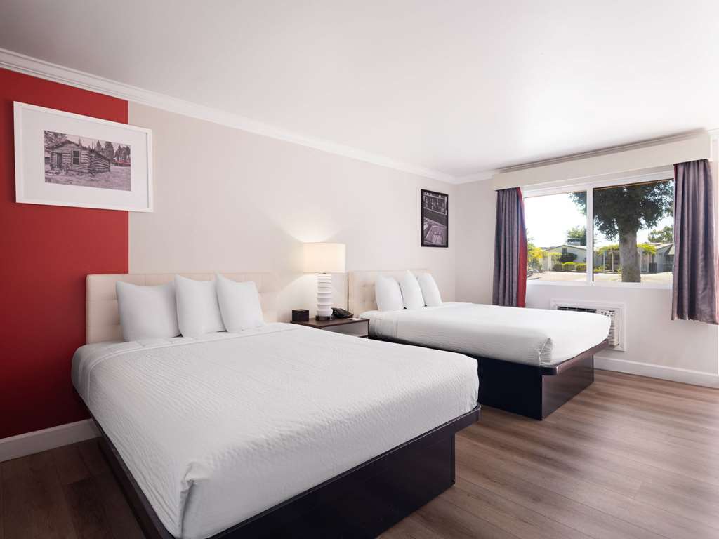 Ramada by Wyndham San Diego Poway Miramar - photo 23