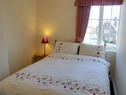 Port Sunlight Holiday Cottages — Birkenhead — photo 3