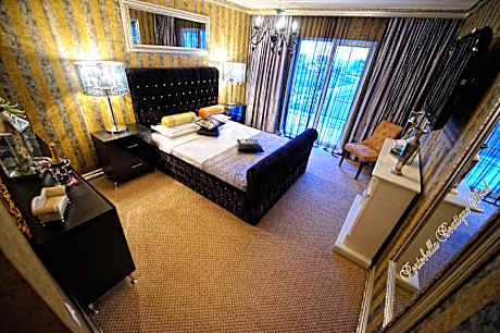 Portobella Boutique Hotel in Navodari, Romania