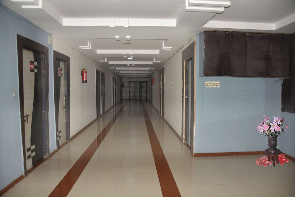 Hotel Divya Palace — Ahmedabad — photo 3
