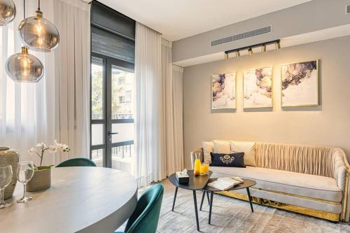 2 BR Apartment in Natan Strauss St Jerusalem Israel — 4-Star Luxury Hotel in Jerusalem, Israel