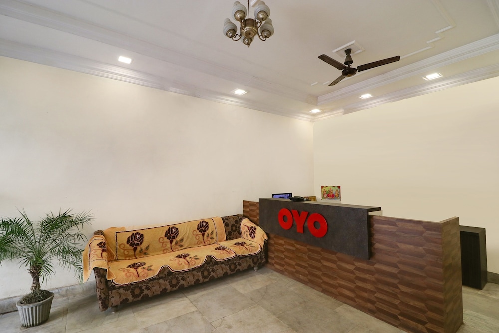 OYO 28789 Hotel Adarsh in Bilaspur, India