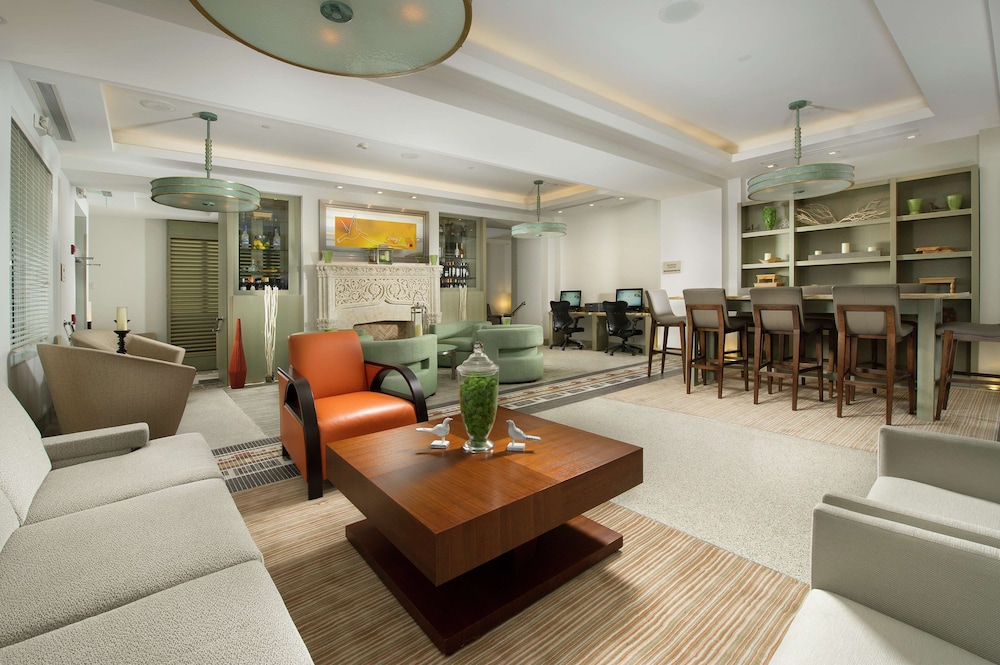 Hilton Garden Inn Miami South Beach - photo 2