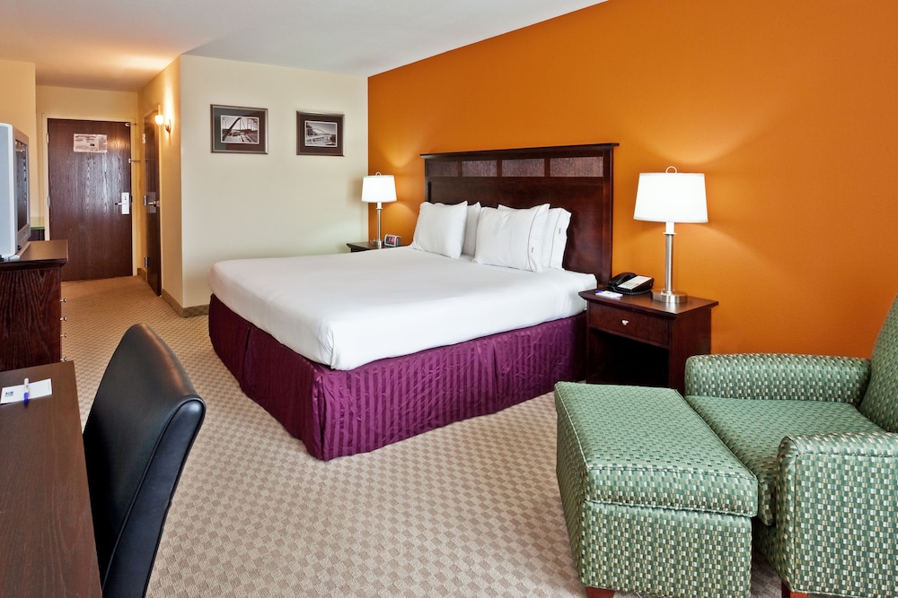 Holiday Inn Express Hotel & Suites Chattanooga Hixson by IHG - photo 9