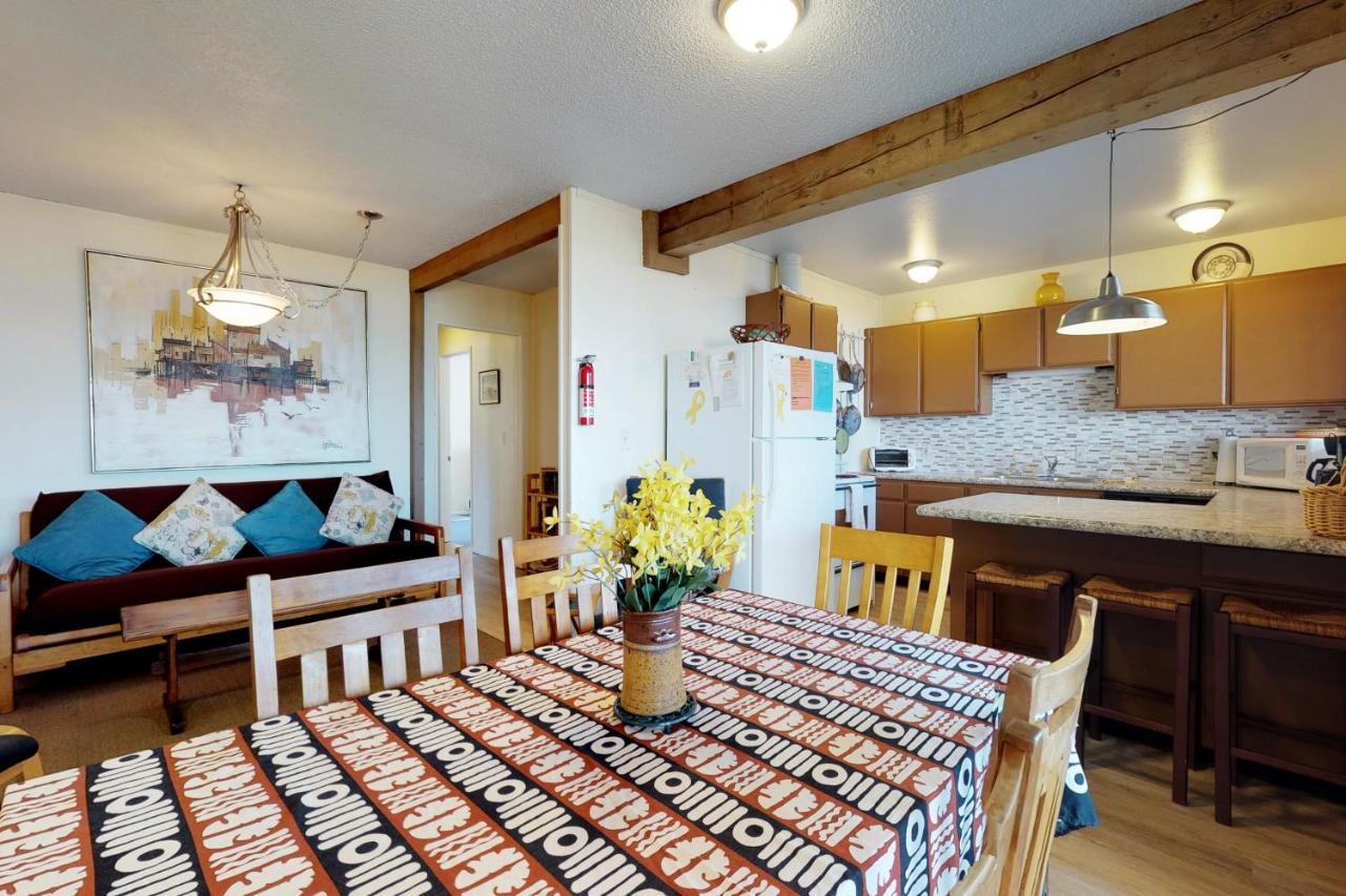 Beach Retreat Lower Retreat in Newport, United States