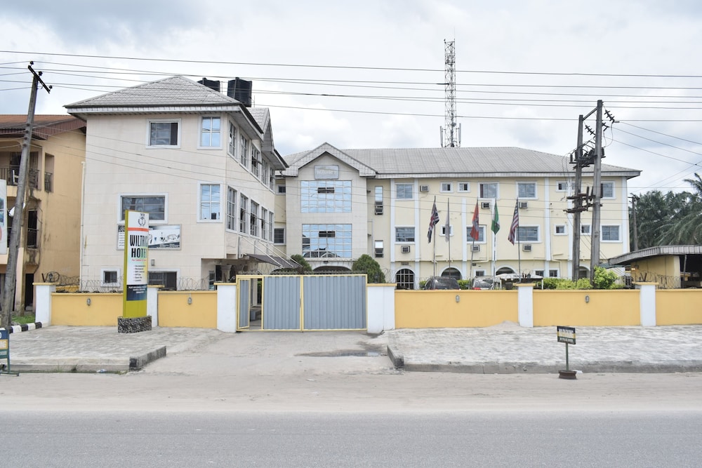 Wiltrice Hotel Limited - last minute hotel in Ughelli