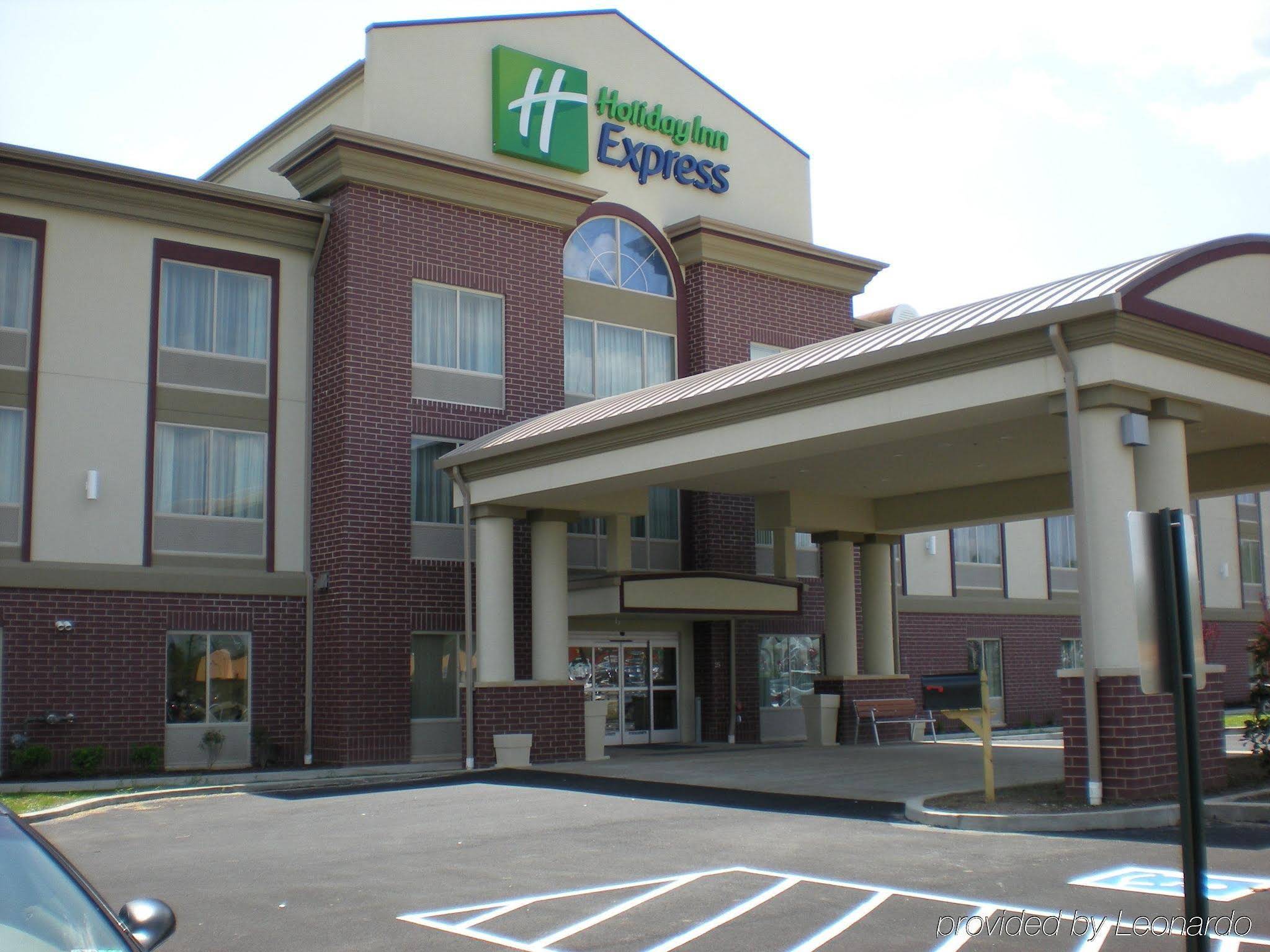 Holiday Inn Express Bentleyville in Bentleyville, United States