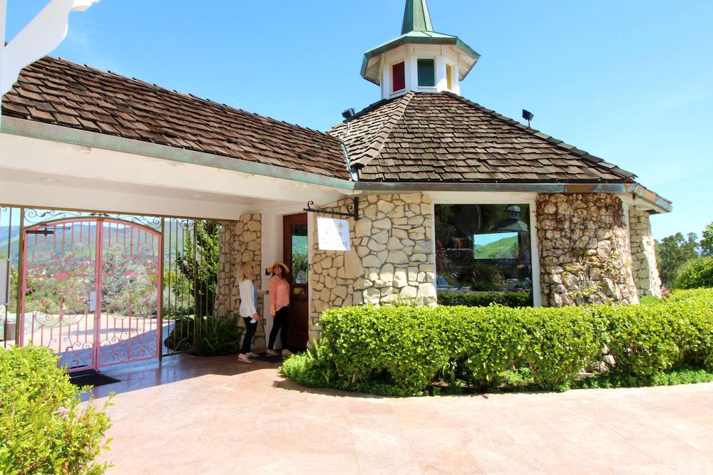 Madonna Inn - photo 347