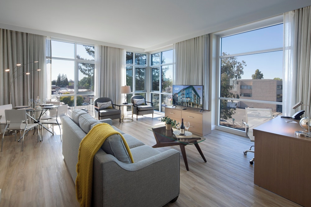 Art House Hotel - photo 24