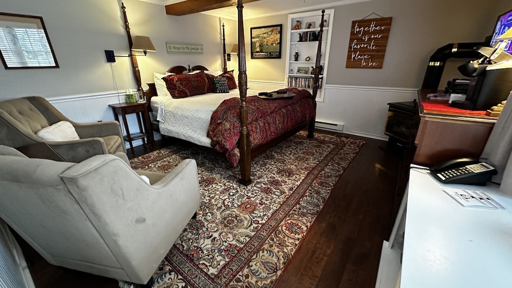 Phineas Swann Inn & Spa - photo 41