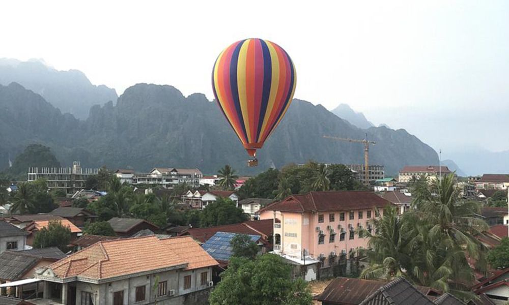 Savanh Vangvieng Hotel in Vangviang, Laos