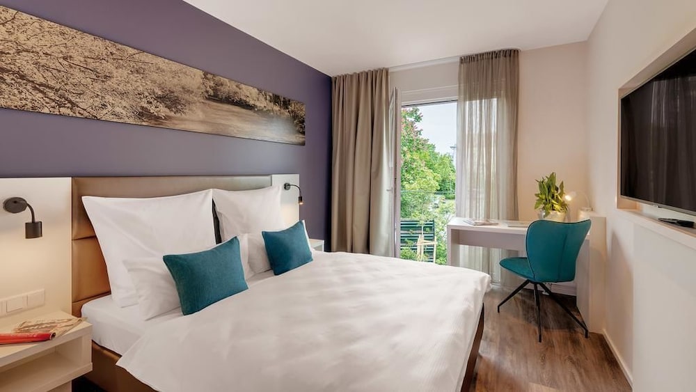 Amper Art Hotel — Fuerstenfeldbruck — photo 4