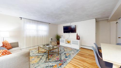 Great 1 bed close to Longwd Med Fenway parkng — 4-Star Luxury Hotel in Brookline, United States
