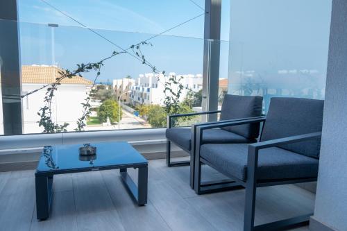 Mythical Spa Suite GYM Yoga Room Pools