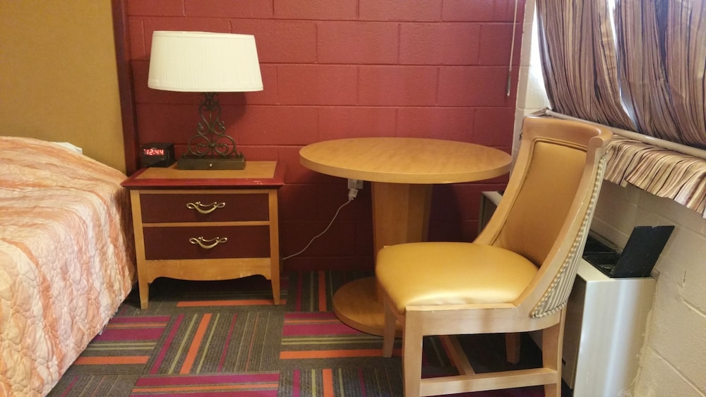 Thunder Bird Motel - photo 19