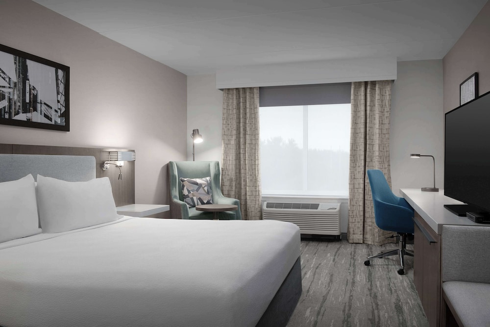 Hilton Garden Inn West Lafayette Wabash Landing - photo 17