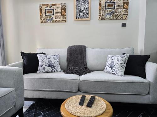 Sunlit Apt Kilimani Gym & Parking 1 Min to shops — 4-Star Luxury Hotel in Nairobi, Kenya