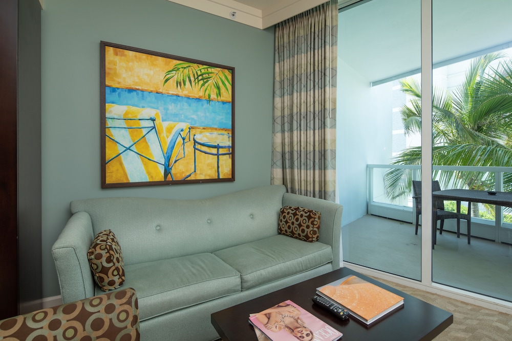 Fontainebleau Miami Beach Private Luxury Suites - photo 235