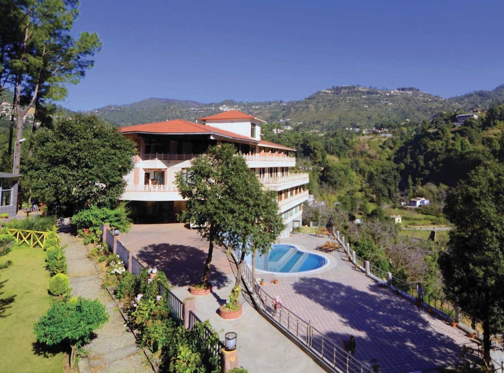 Sea Hawk Hill Resort A Luxury Boutique Resort in Naini Tal, India