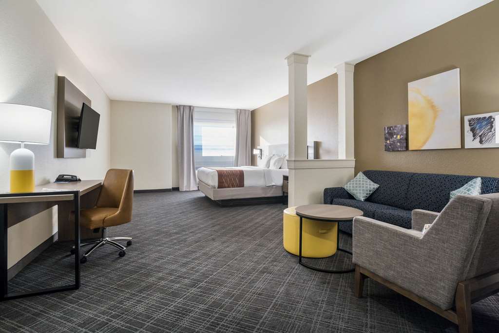 Comfort Inn & Suites Victoria North - photo 33