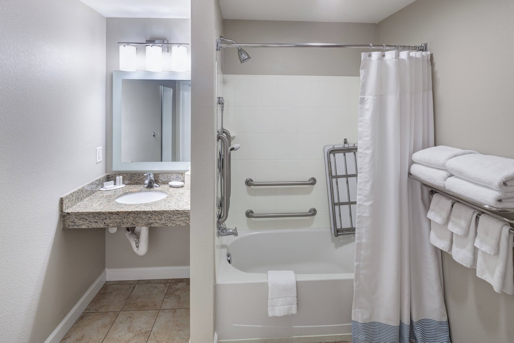 TownePlace Suites by Marriott Columbia Southeast Fort Jackson - photo 14
