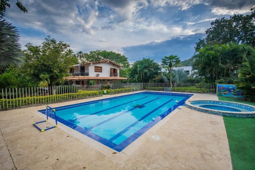 Hotel San Sebastian del Tonusco in Santa Fe De Antioquia, Colombia