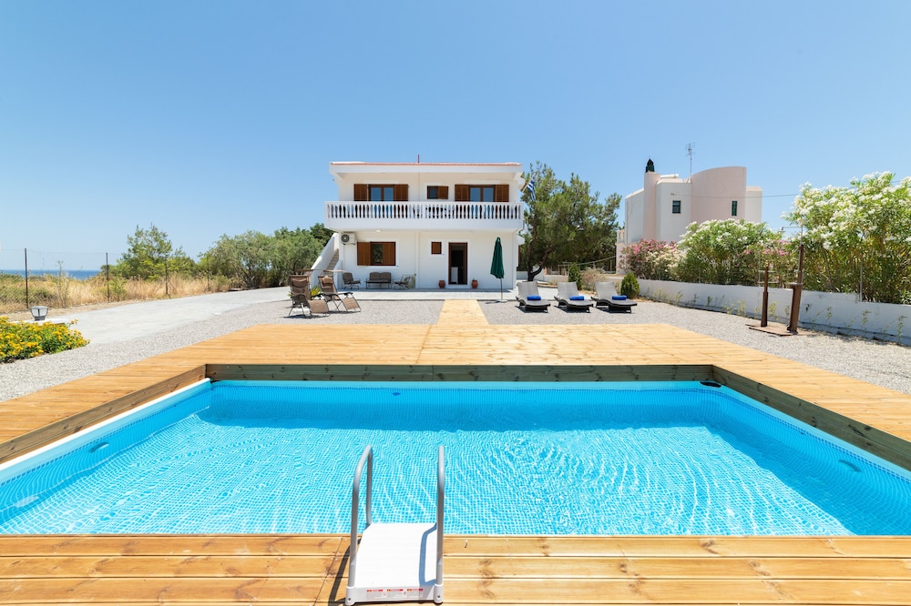 Kiotari Bliss Villa — 4-Star Luxury Hotel in Rodos, Greece