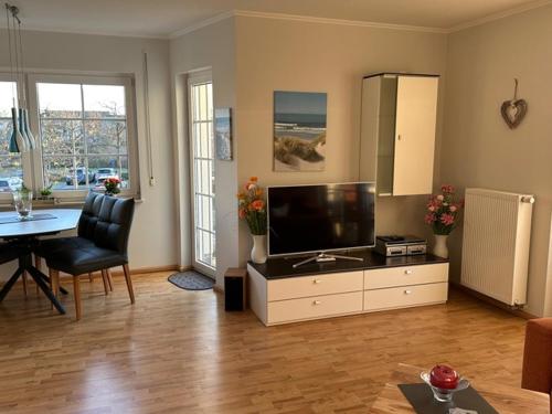 Friedenstraße 5 Wohnung Rotbuche — 4-Star Luxury Hotel in Zingst, Germany