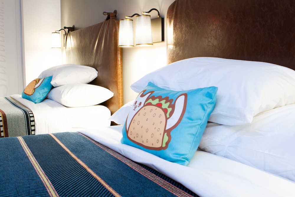 Moxy Austin University - photo 10